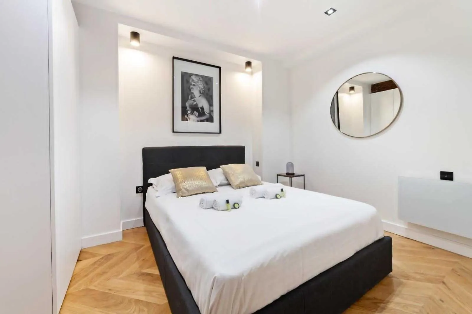 Charming Apartment - 1Br-4P - Les Halles Paryż